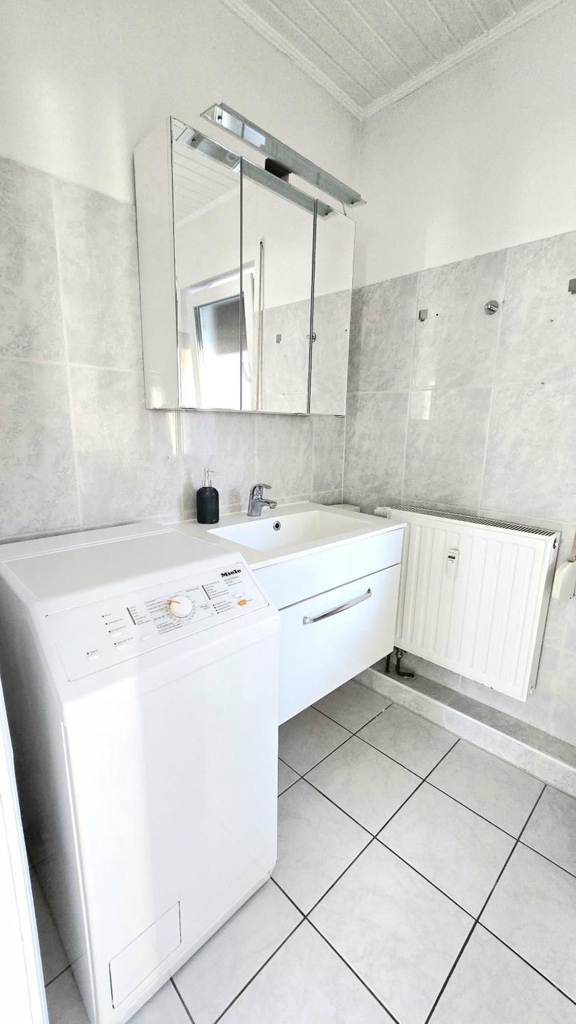 Schoene 3-Zimmer Wohnung In Hemelingen Brémai repülőtér Kültér fotó